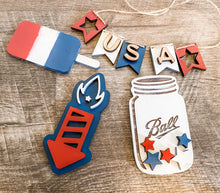 Load image into Gallery viewer, Tiered Tray Independence Day USA Decor