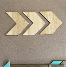 Load image into Gallery viewer, Set of 3 Chevron Arrows