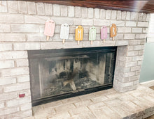 Load image into Gallery viewer, Holiday Garland Banners