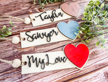 Load image into Gallery viewer, Personalized Basket Heart Tags
